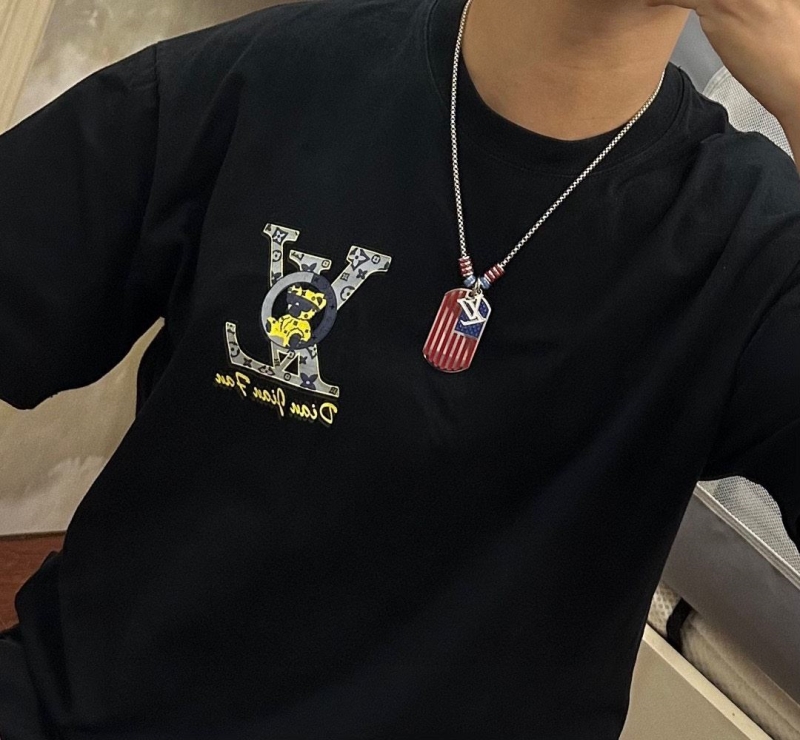 LV Necklaces